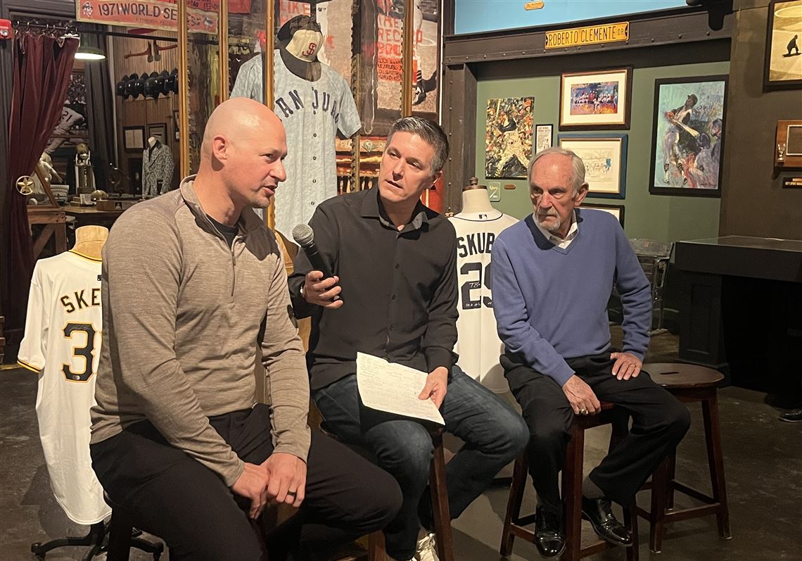 Pirates managers Don Kelly and Jim Leyland swap laughs, job keys and more at anti-bullying event