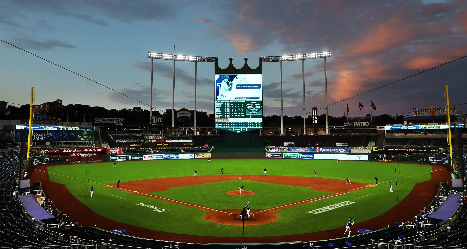 Kansas City Royals handed reprieve after billion-dollar Chiefs abandon historic MLB franchise
