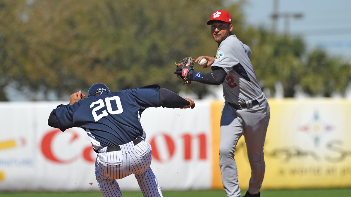 Derek Jeter playing defense