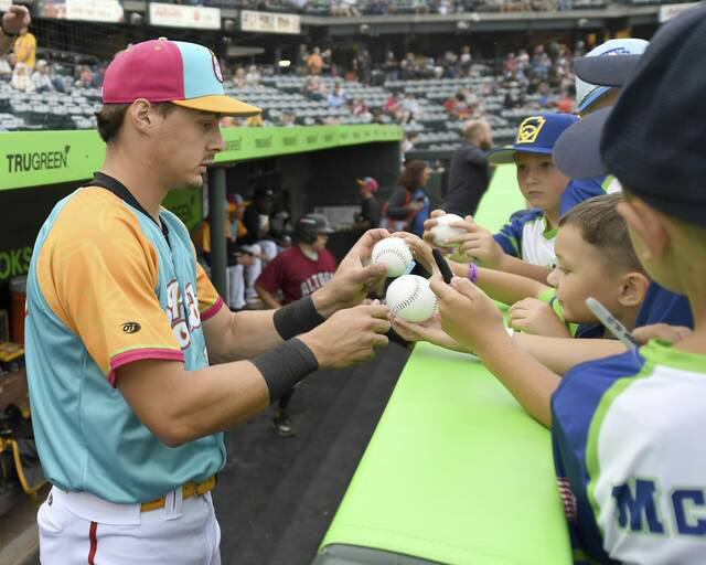 Pirates abuzz with top overall prospect Griffin