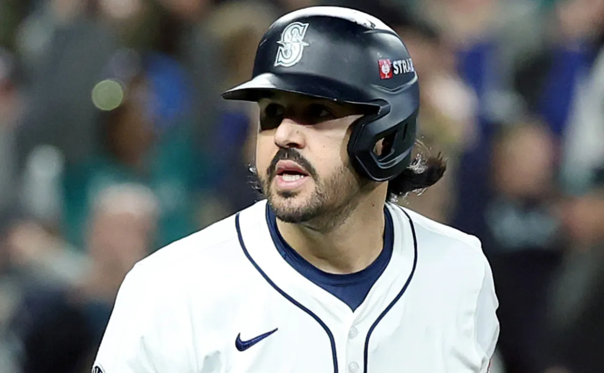 MLB Rumors: Red Sox receive a bold Eugenio Suárez projection as third-base plans take shape