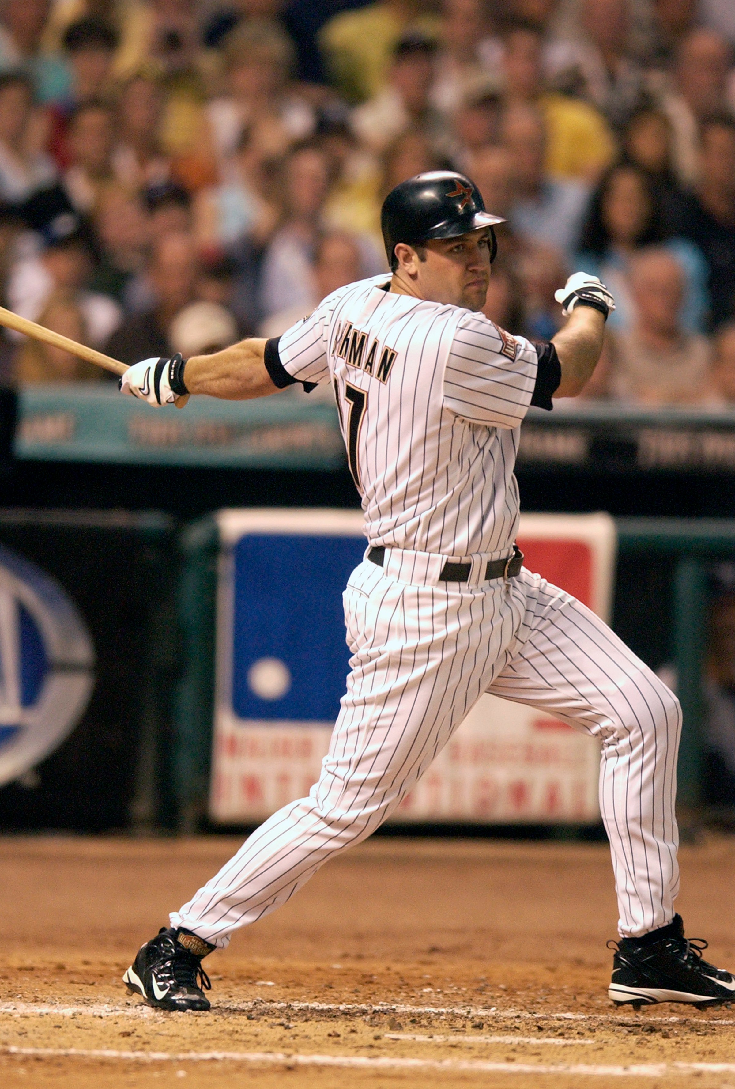 HOUSTON, TX - JULY 13: Lance Berkman #17 of the Houston Astros and the National League All-Stars bats against the American League All Stars during the MLB All-Star Game July 13, 2004 at Minute Maid Park in Houston, Texas. The American League All Stars won the game 9-4. (Photo by Focus on Sport/Getty Images)