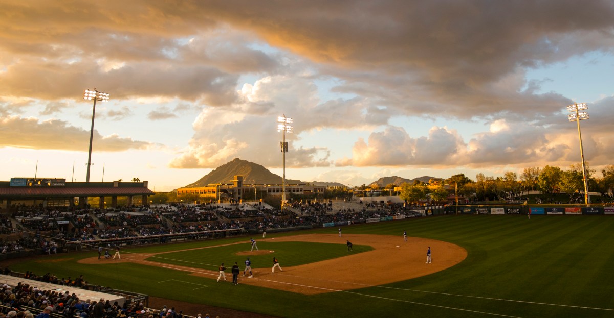 SF Giants News: Spring Training reporting dates released