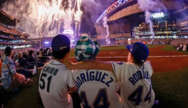 Friday Feedbag: Go-to karaoke songs for Seattle Mariners