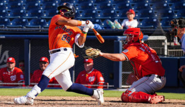 San Francisco Giants swap starting pitcher for catcher