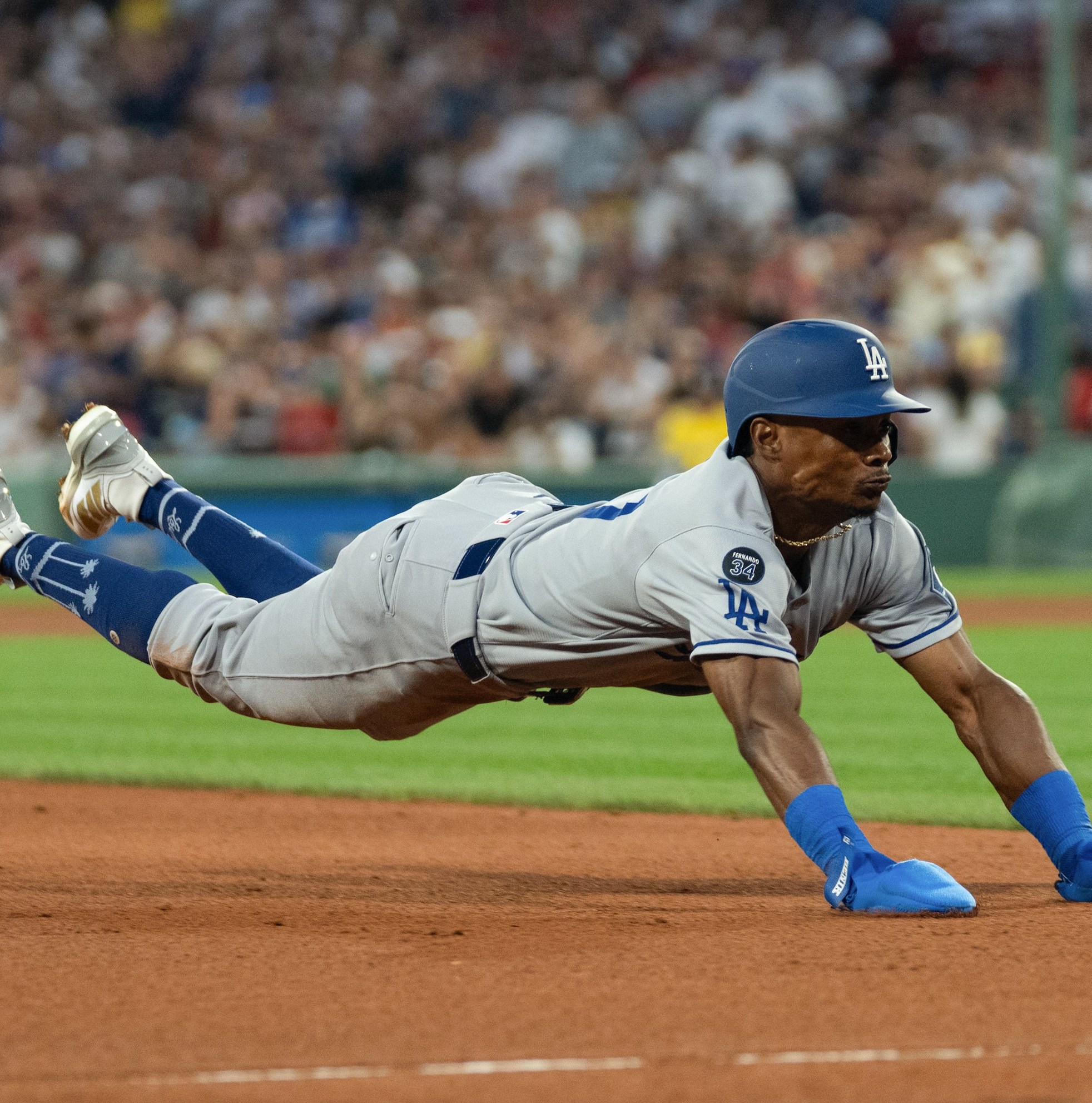 Mariners Moose Tracks, 12/30/25: Esteury Ruiz, Kazuma Okamoto, and Anthony Volpe