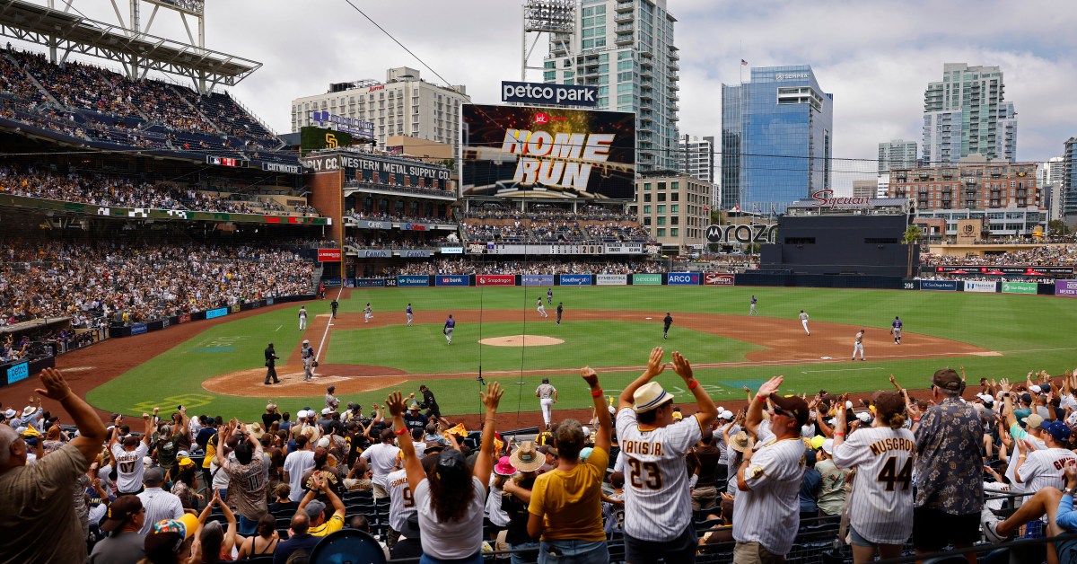 Good Morning San Diego: Fans continue their support of the Padres with season ticket sellout