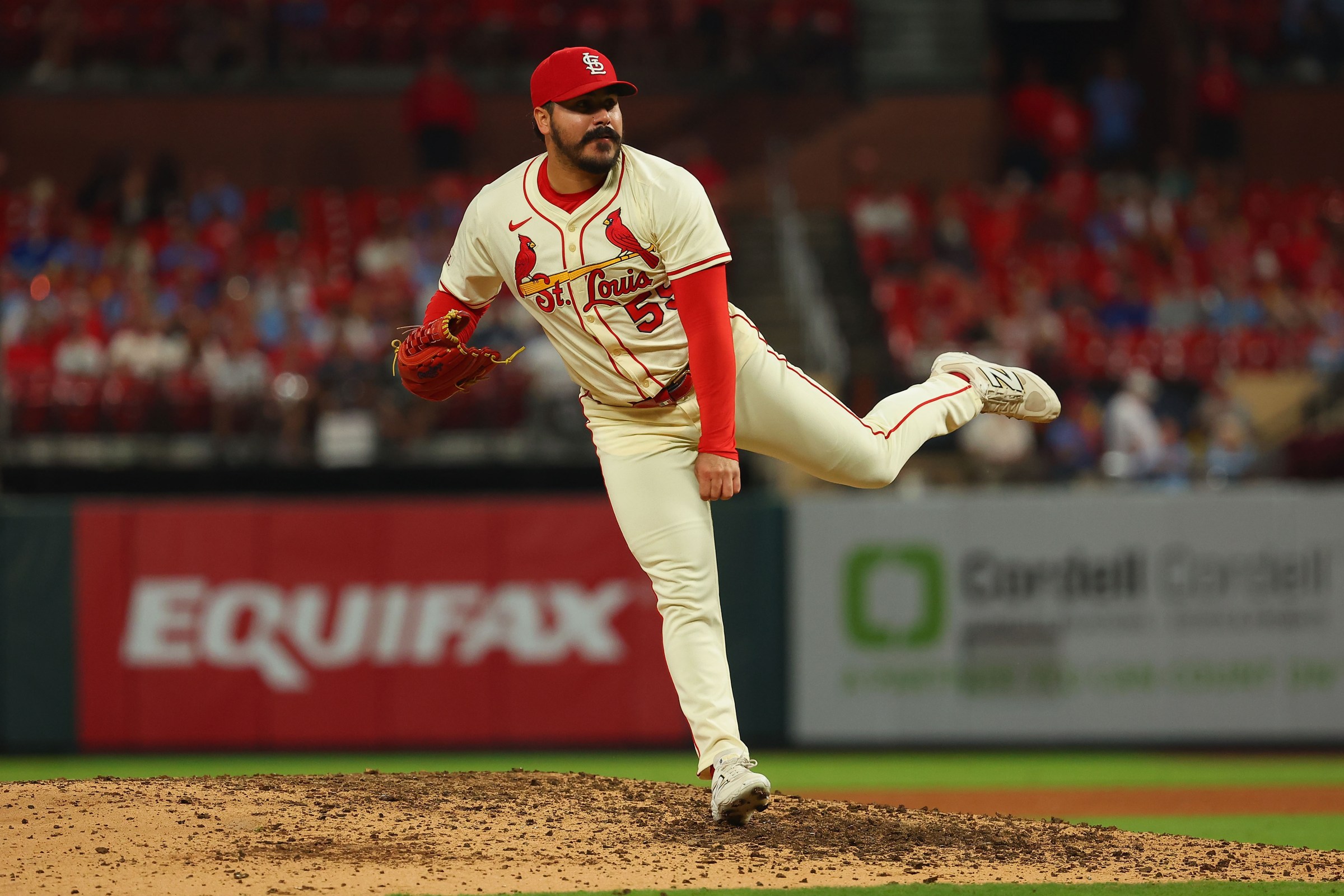 ST LOUIS, MISSOURI - SEPTEMBER 20: JoJo Romero #59 of the St. Louis Cardinals delivers a pitch against the Milwaukee Brewers in the ninth inning at Busch Stadium on September 20, 2025 in St Louis, Missouri. (Photo by Dilip Vishwanat/Getty Images)