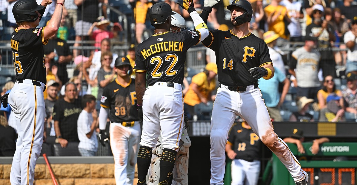 Andrew McCutchen responds to his Pirates future, wants to return next season