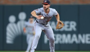 Yankees sign veteran infielder Paul DeJong to minor-league deal