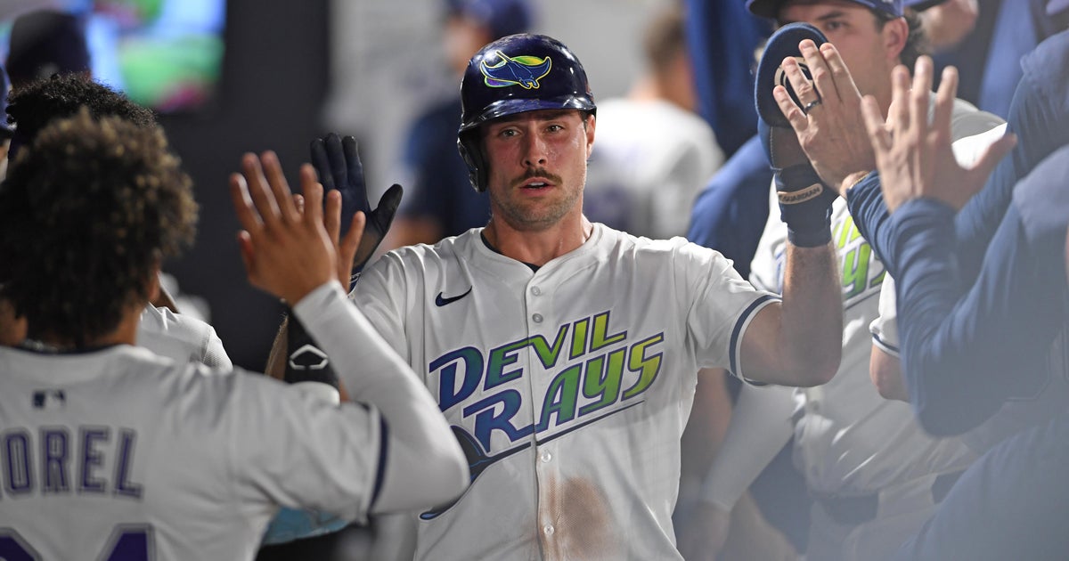 Josh Lowe to Angels, Gavin Lux to Rays and Brock Burke to Reds in 3-team trade