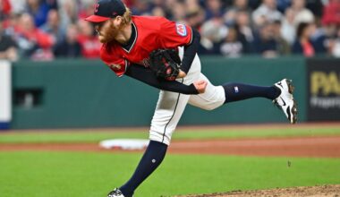 Rangers claim Zak Kent on waivers