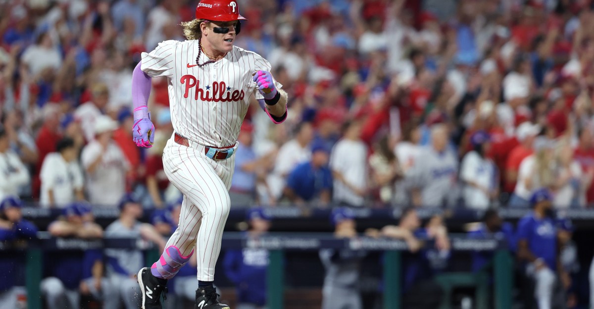 Right-handed free agent outfielder the Royals should pursue