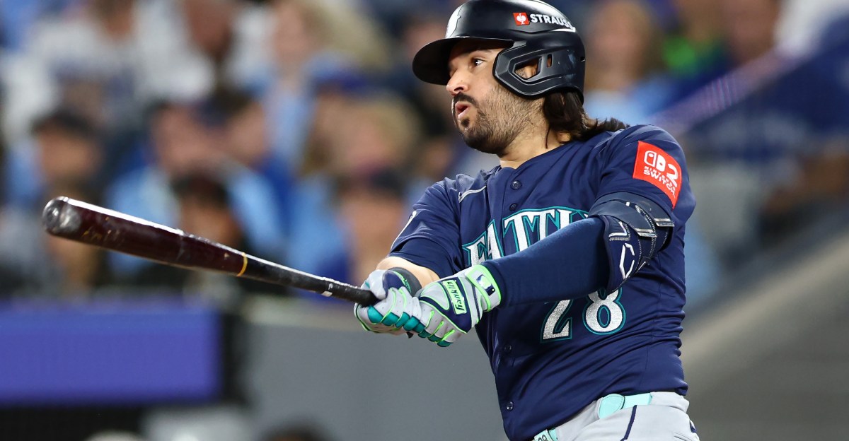 Padres should set their sights on free agent Eugenio Suarez