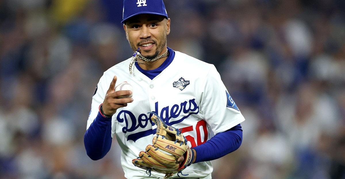 Dodgers links: Mookie Betts, catching depth, DIno Ebel