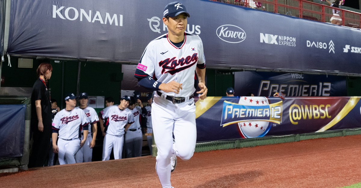 Good Morning San Diego: Sung-Mun Song suffers injury; fans not satisfied with Padres’ offseason