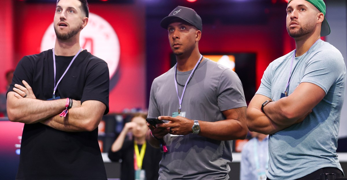 Guardians News and Notes: Kyle Tucker Will Not Be a Guardian