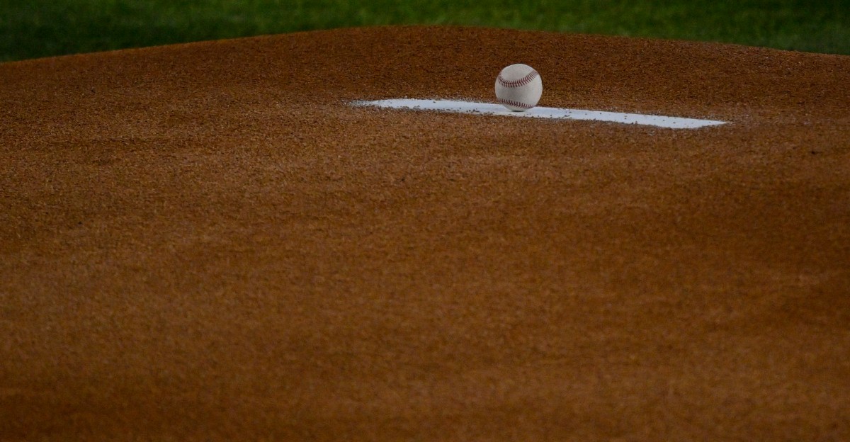 Phillies sign top Venezuelan prospect as international signing day begins