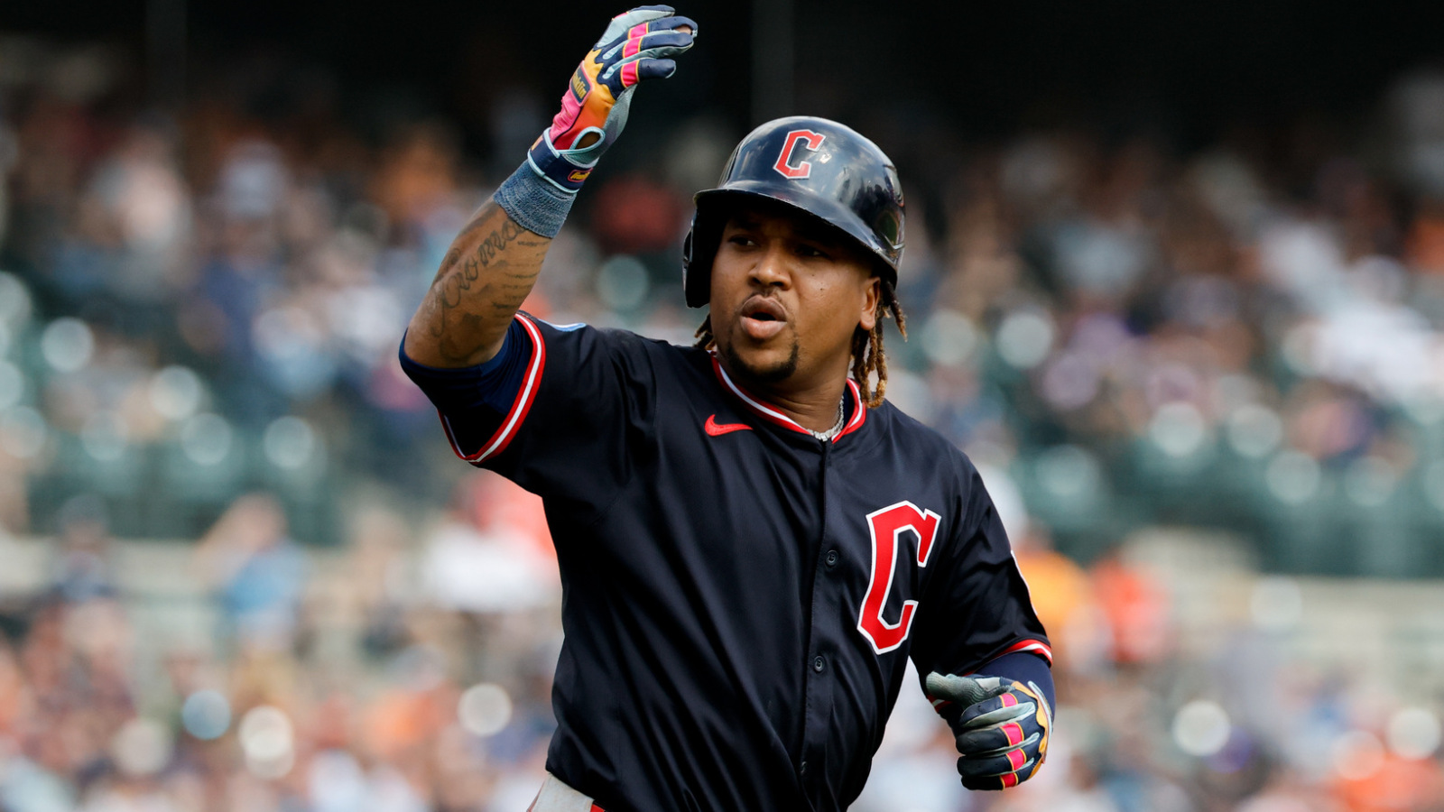 Jose Ramirez gives Cleveland Guardians gift with another extension