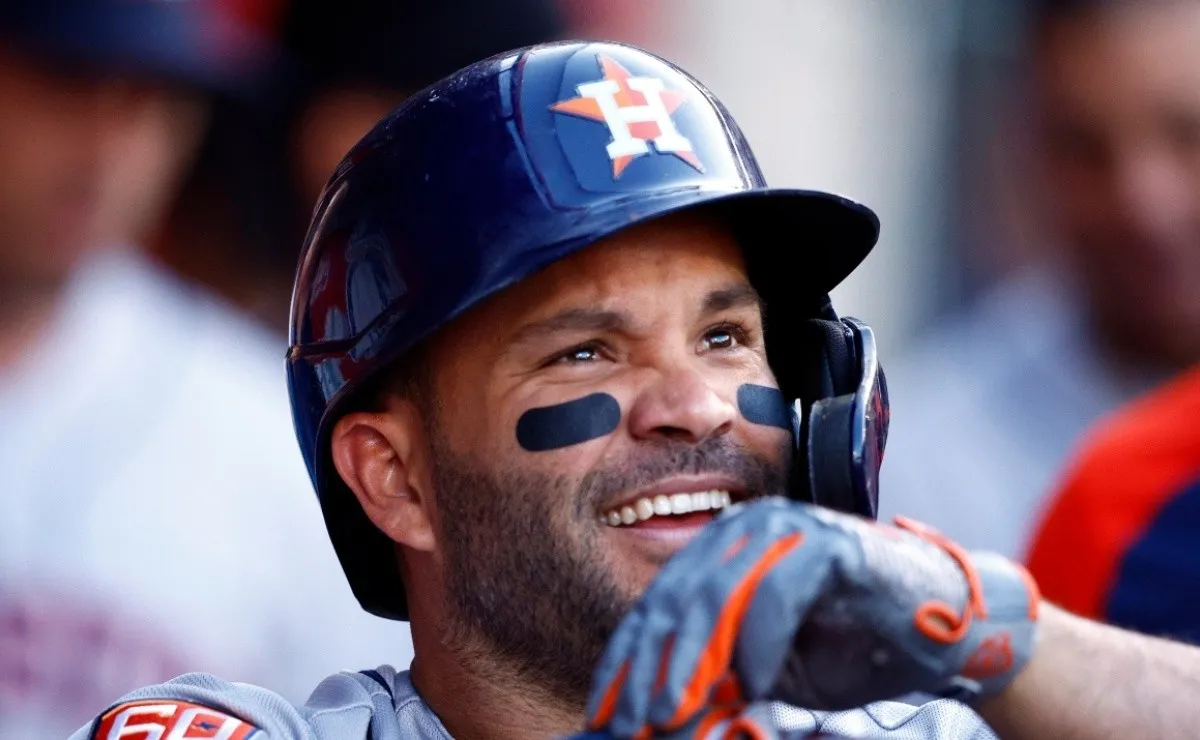 Former Jose Altuve teammate signs two-year deal with the Twins