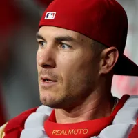 Phillies reportedly join NY Yankees in race for coveted free agent, which could seal JT Realmuto’s fate