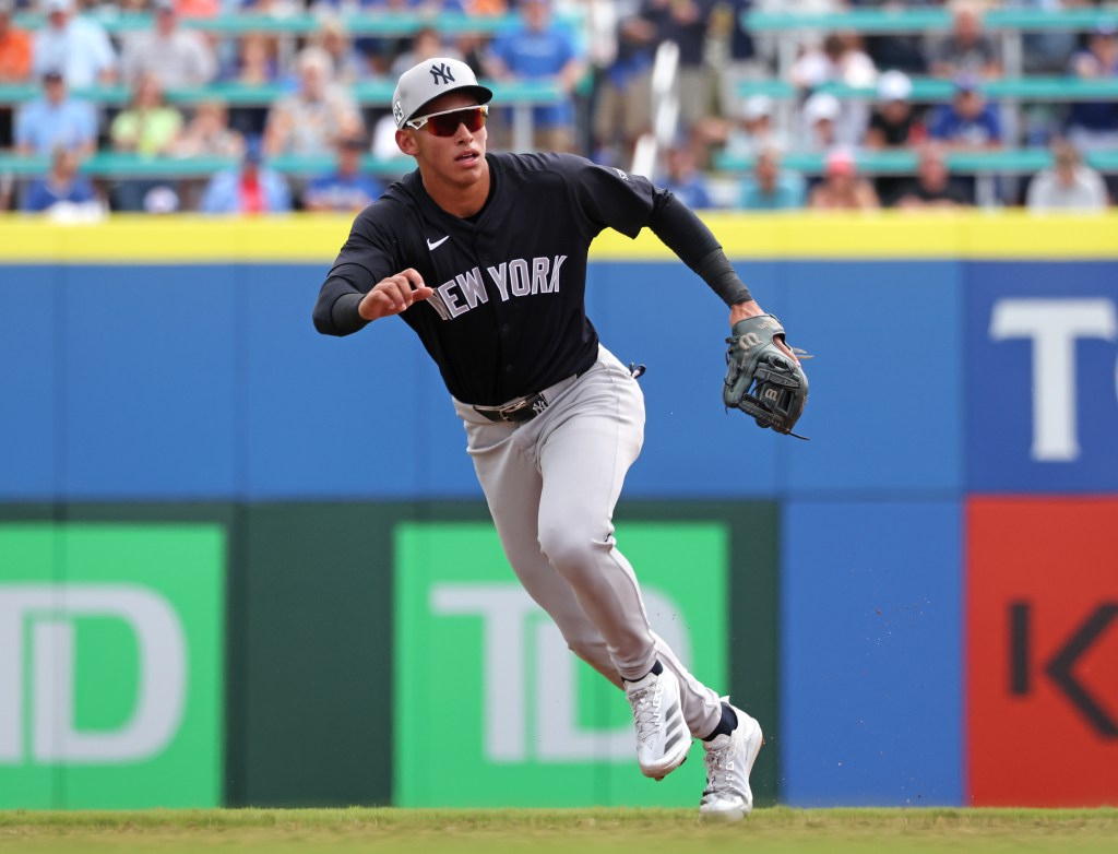 New York Yankees infielder George Lombard Jr. #96 in the field.