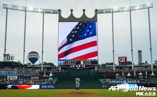 The Kansas City Royals advance their home stadium Copman Stadium fence. 사진=ⓒAFPBBNews = News1