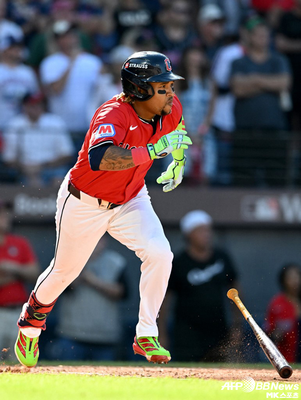 Jose Ramirez extends his contract with Cleveland. 사진=ⓒAFPBBNews = News1