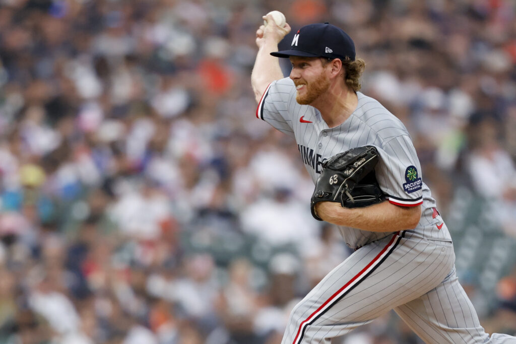 Pirates Sign Noah Davis To Minor League Deal