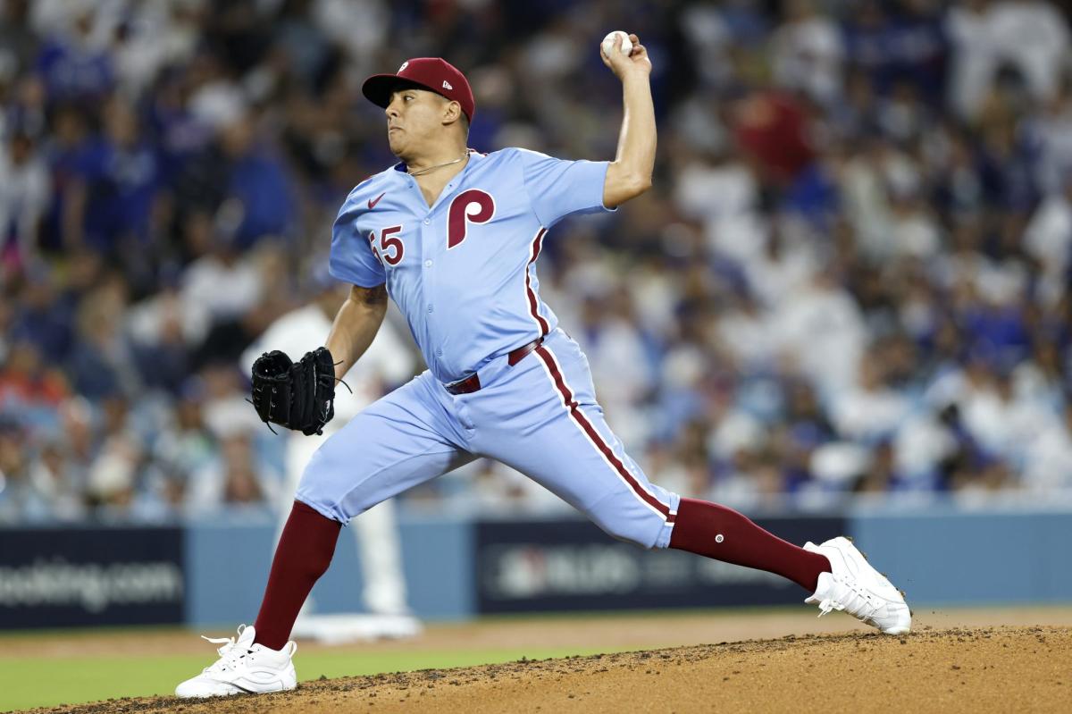 Red Sox signing Ranger Suarez to $130M deal in free agency blockbuster