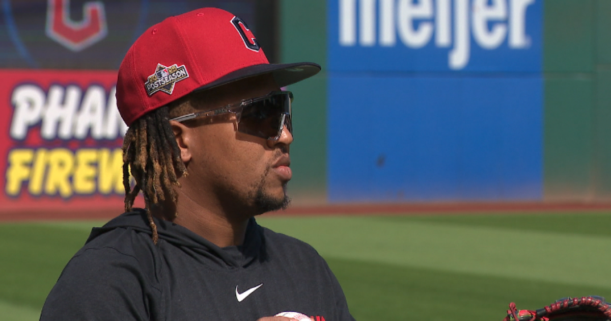 Guardians, José Ramirez agree to new deal
