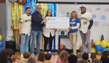 Brewers bring big league fun to Howard Elementary in Green Bay
