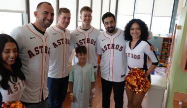Gordon, Cole with Astros Caravan make stop at Driscoll Children's Hospital