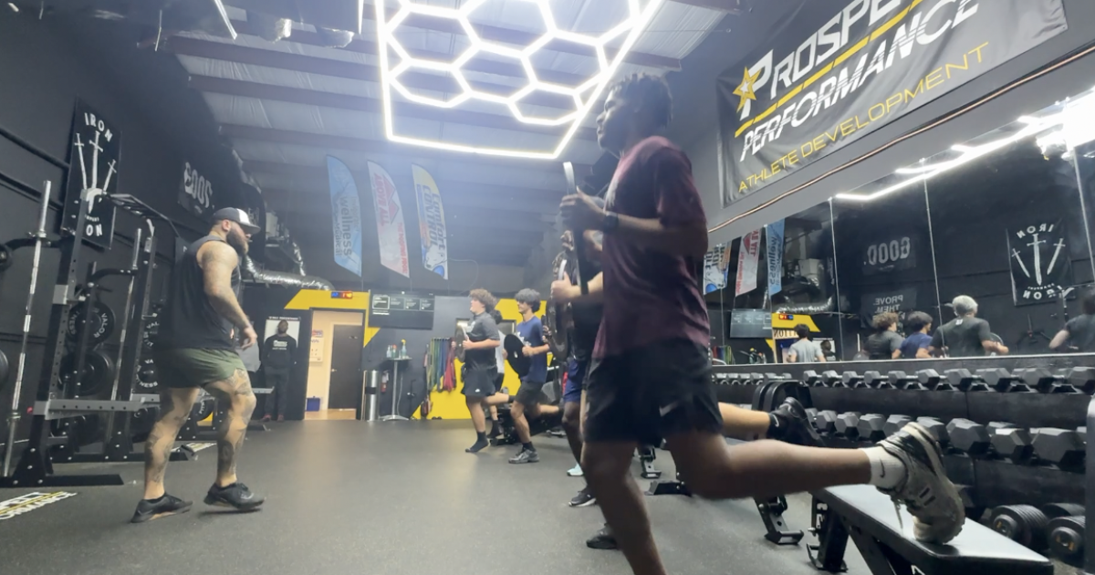 Former NFL player opens Port Richey facility to train high school athletes