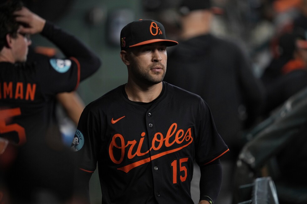 Chicago Cubs sign outfielder Dylan Carlson to a minor league deal