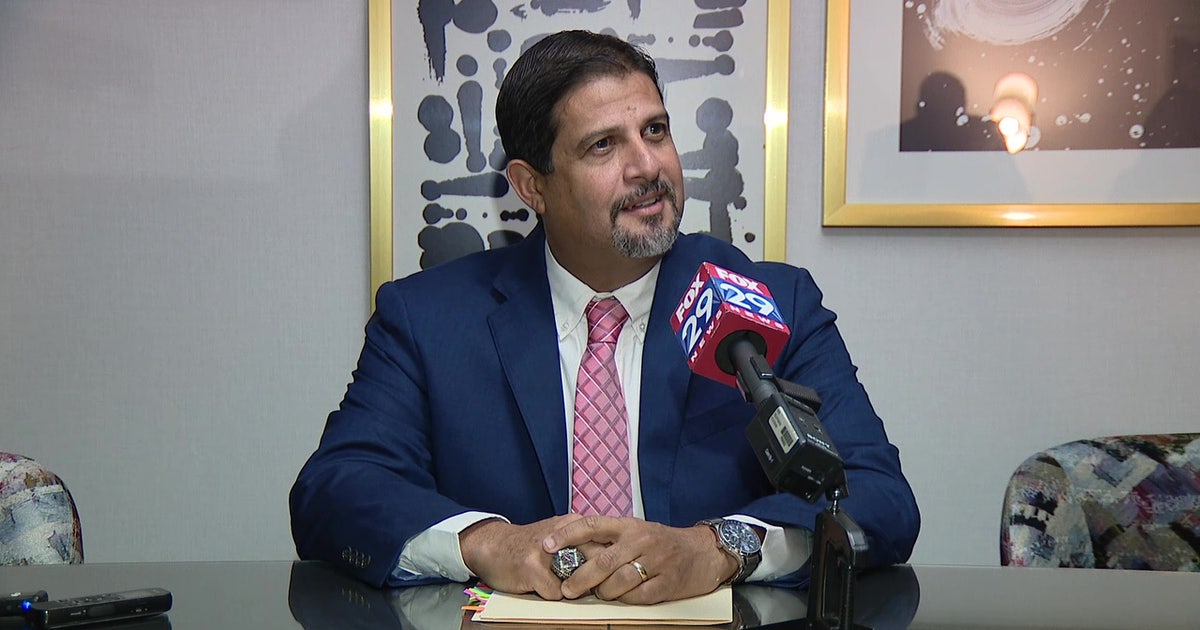 Frankford High baseball coach named 'Most Courageous Sportsperson' for breast cancer advocacy