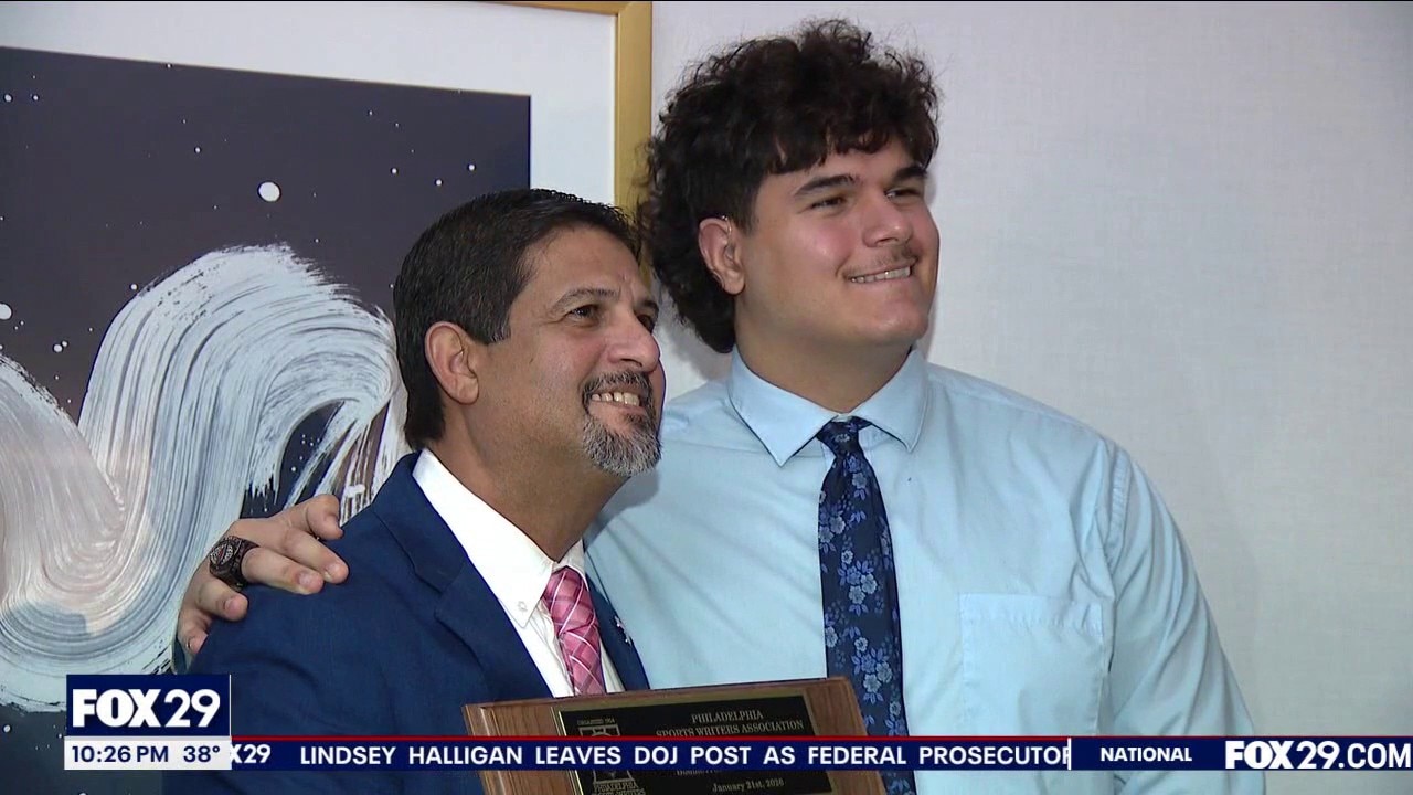 Philly coach recognized for male breast cancer advocacy  