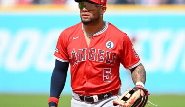 Report: Angels bring back Moncada on 1-year, $4M deal