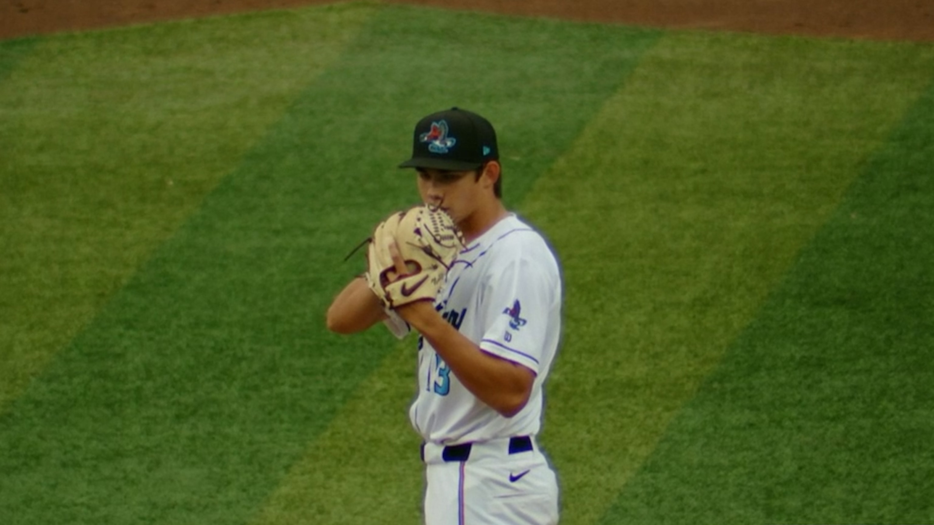 Top Marlins prospect Noble Meyer makes High-A Beloit Sky Carp debut |  MiLB.com