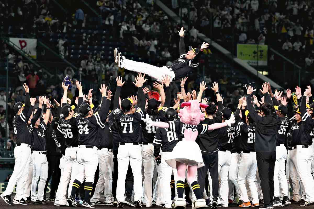 Hawks Secure First Japan Series Title in 5 Years