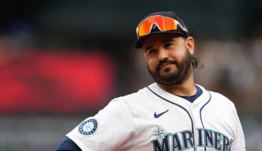 Eugenio Suárez happy to be back in Cincinnati after finalizig 1-year contract