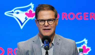 Blue Jays Linked to Blockbuster Trade for Superstar Cardinals Relief Pitcher