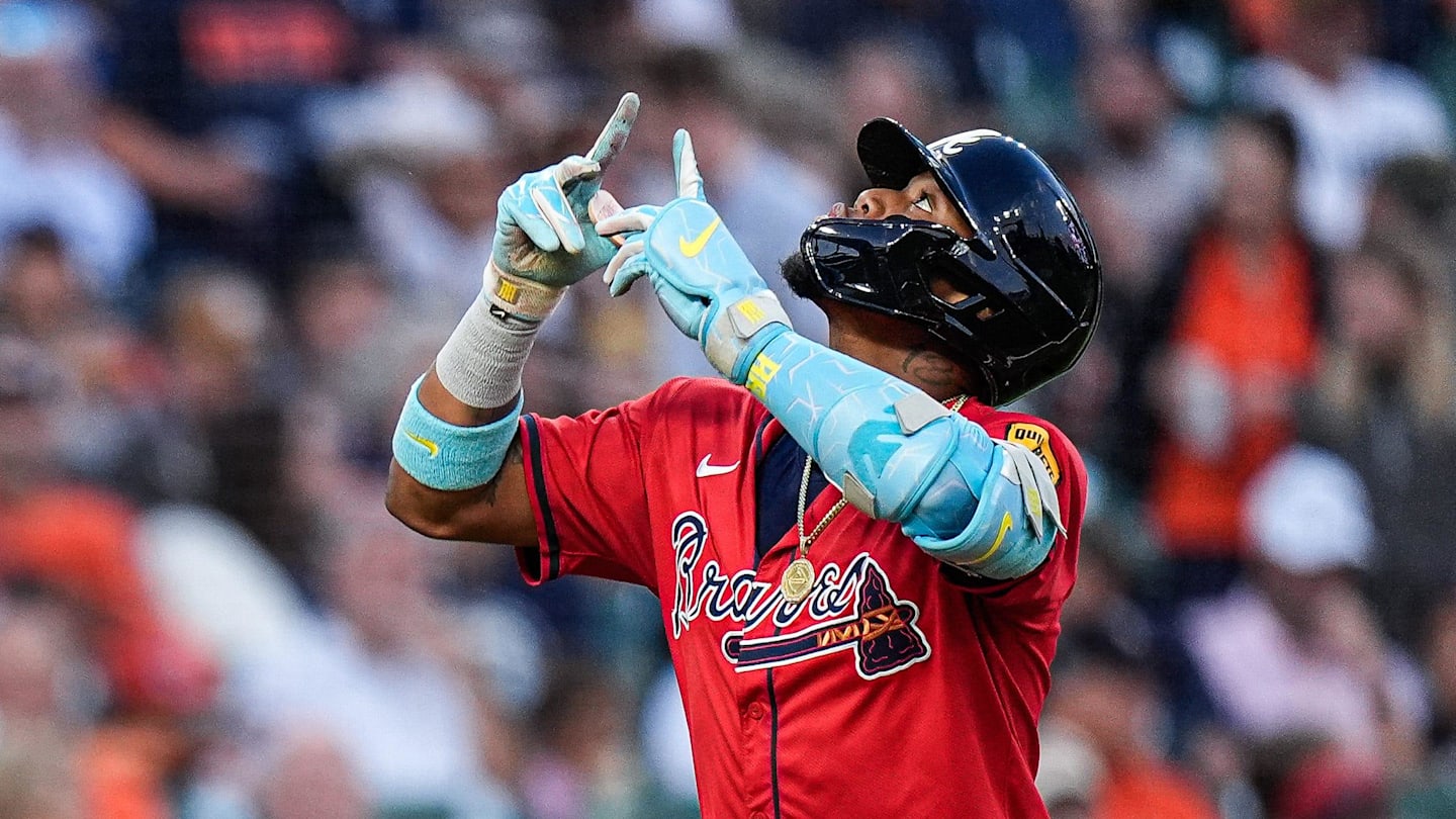 Ronald Acuña Receives Shocking Rank Among MLB Right Fielders
