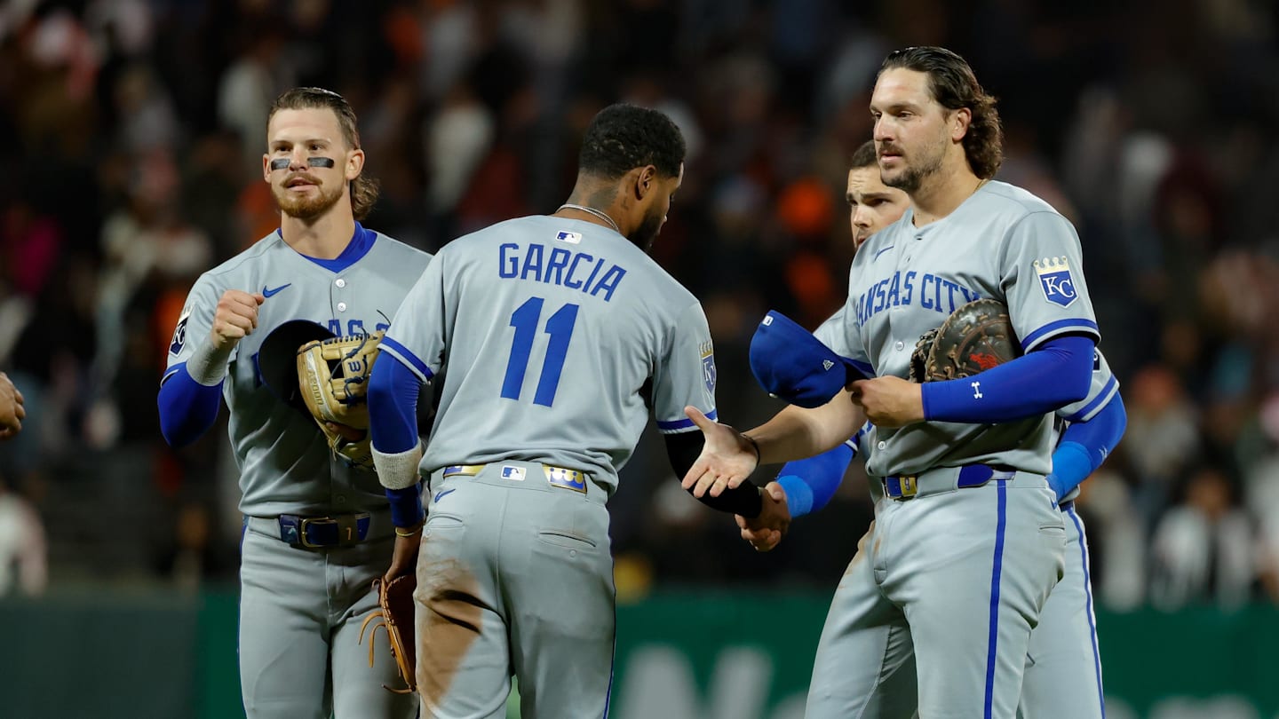 Royals Fans Will Love Vinnie Pasquantino's Reaction to Teammate's Snub