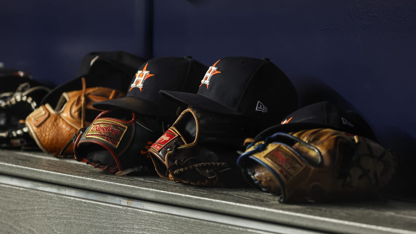 Astros Proposed Trade With Division Rival Is Interesting Swap of Outfielders