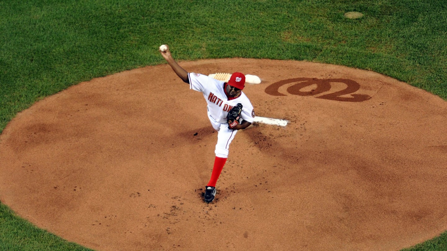 Sept 17, 2008; Washington, DC, USA; Washington Nationals relief pitcher Shairon Martis (51) pitches in the first inning against the New York Mets at Nationals Park in Washington, DC.  Mandatory Credit: James Lang-Imagn Images