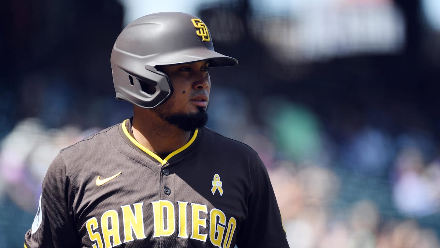 Luis Arraez Became Drain on Padres Offense, Says Insider