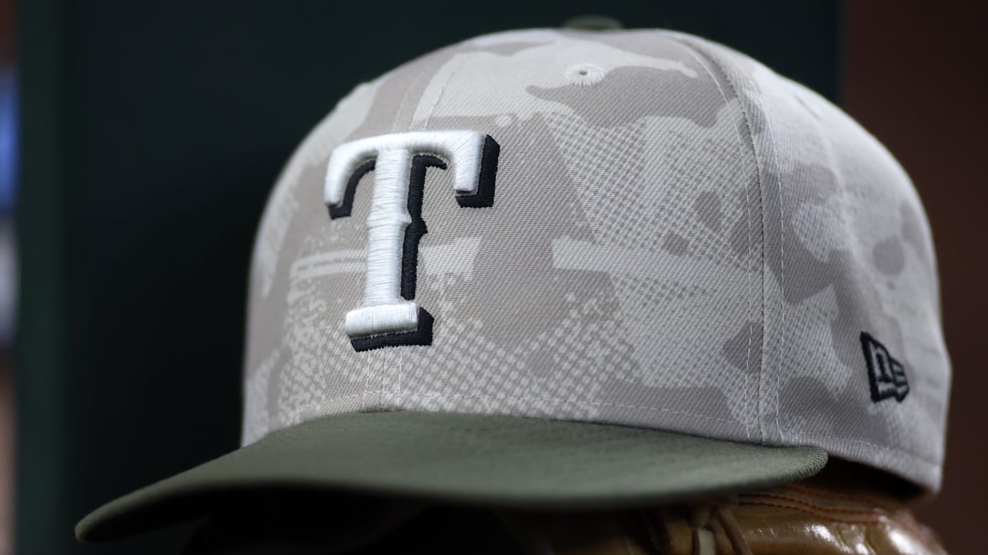 Rangers' Free Agent Predicted to Sign With Rays Before Opening Day