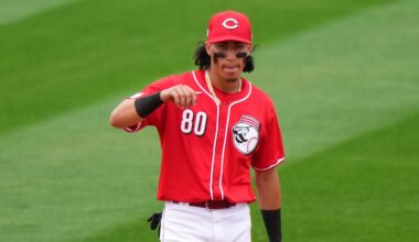 Cincinnati Reds shortstop Edwin Arroyo (80)