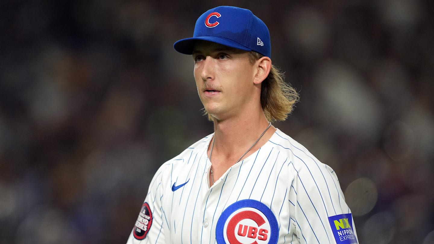 Mar 18, 2025; Bunkyo, Tokyo, JPN; Chicago Cubs pitcher Ben Brown (32) during the fifth inning against the Los Angeles Dodgers during the Tokyo Series at Tokyo Dome. Mandatory Credit: Darren Yamashita-Imagn Images